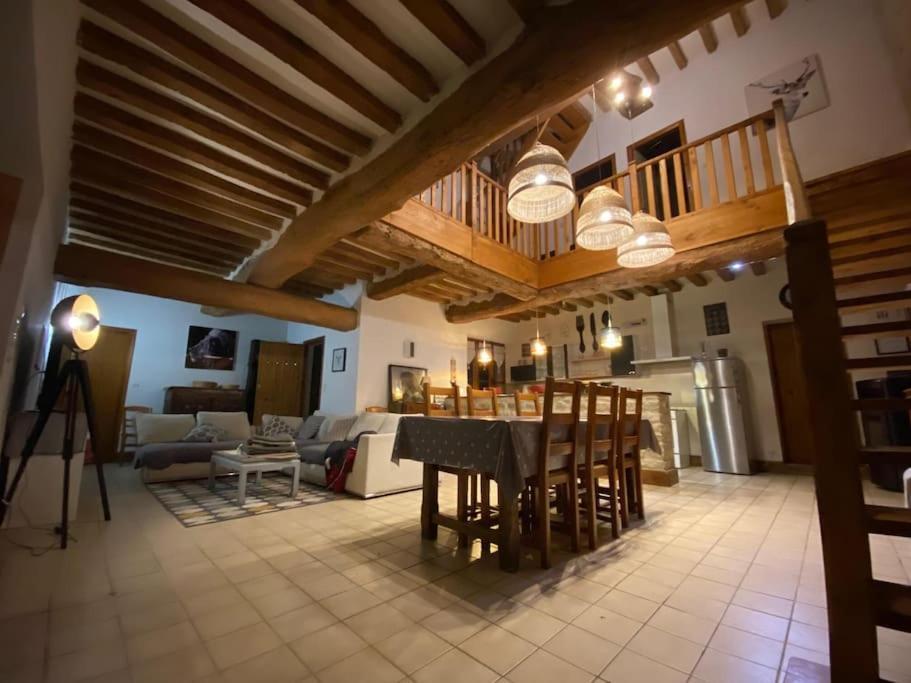 Domaine Des Hetres Villa Longraye Exteriör bild