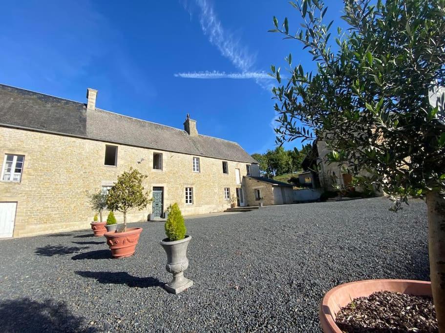 Domaine Des Hetres Villa Longraye Exteriör bild
